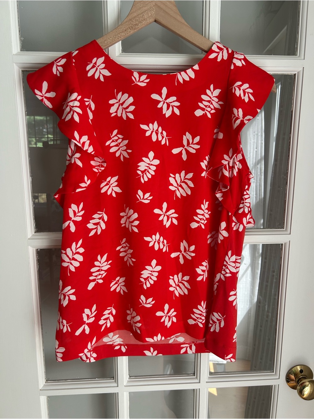 Ann Taylor Red Floral Ruffle Sleeve Blouse Small